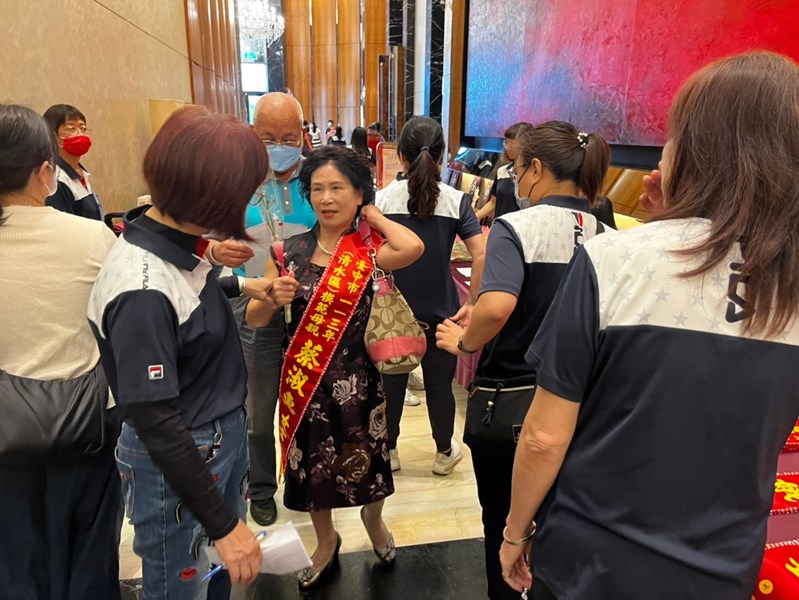 受獎人、來賓報到情形(14)
