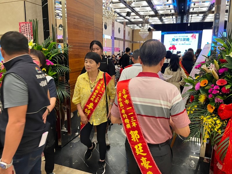 受獎人、來賓報到情形(19)