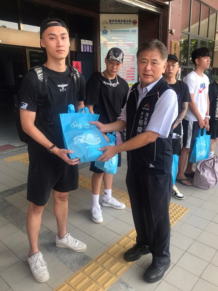 113年6月19日歡送清水區陸訓0201梯次空訓100梯次替代役Y256-9梯次役男入營  (14)
