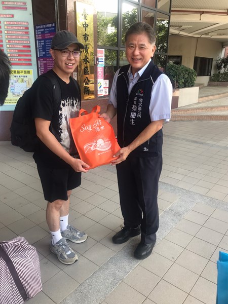 113年6月19日歡送清水區陸訓0201梯次空訓100梯次替代役Y256-9梯次役男入營  (11)