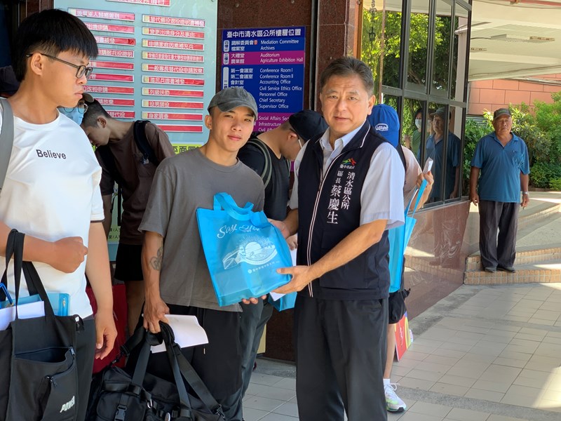 113年9月9日歡送清水區陸訓第207梯次役男入營 (19)