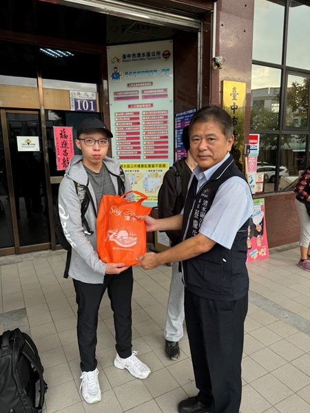 113年11月4日歡送清水區陸軍第 0211梯次及海陸訓第106梯次役男入營 (14)