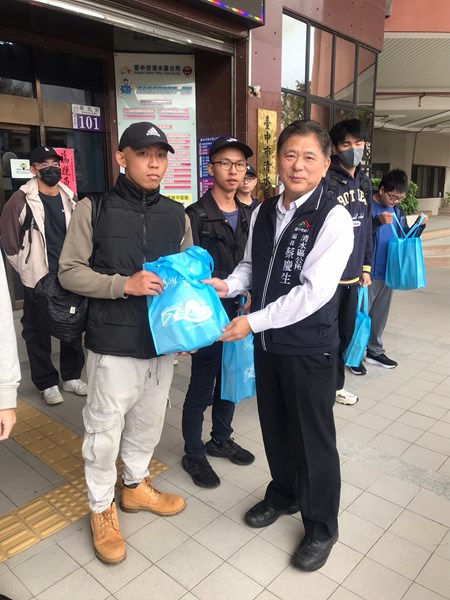 113年11月26日歡送清水區陸訓0213梯次役男入營 (21)