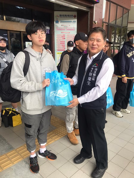 113年11月26日歡送清水區陸訓0213梯次役男入營  (22)