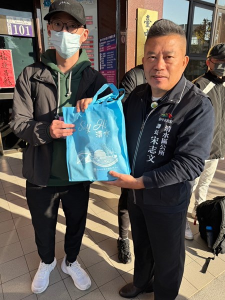 113年12月17日歡送清水區陸訓0215梯次役男入營 (13)