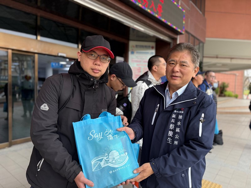 114年3月7日歡送清水區陸訓第220梯次役男入營 (5)