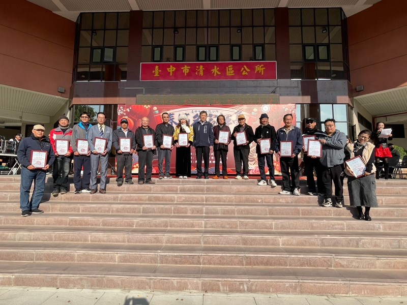 LINE_ALBUM_114年春聯揮毫_250110_84