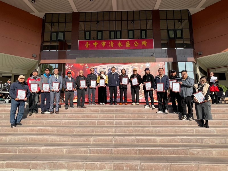 LINE_ALBUM_114年春聯揮毫_250110_85