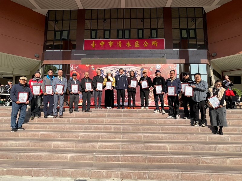 LINE_ALBUM_114年春聯揮毫_250110_89