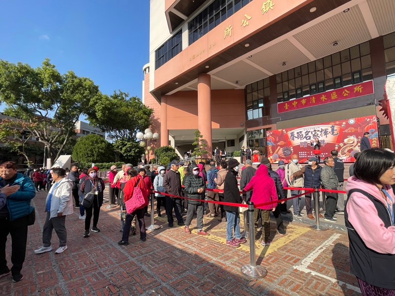 LINE_ALBUM_114年春聯揮毫_250110_109